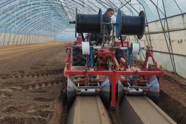 大棚耕作机的保养